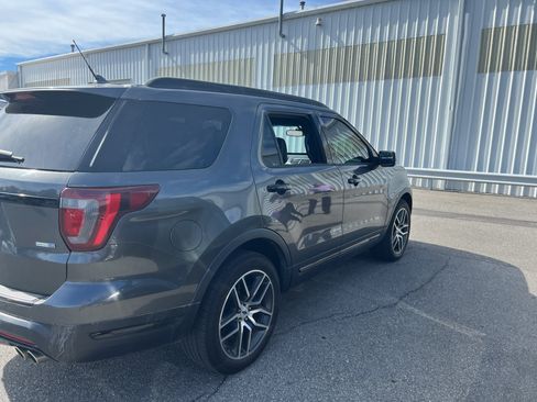 Used 2018 Ford Explorer Sport AWD/4WD image 8