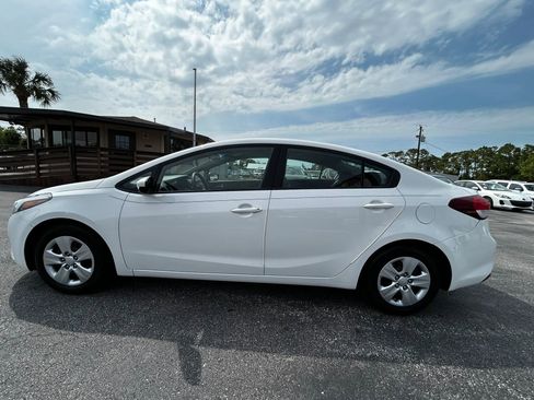 Used 2018 Kia Forte LX image 19