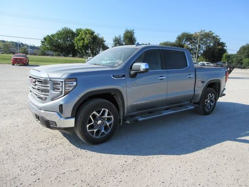 New 2026 GMC Sierra 1500 SLT w/ SLT Premium Plus Package AWD/4WD image 9