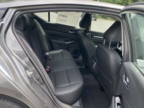 New 2025 Nissan Altima 2.5 SL image 32