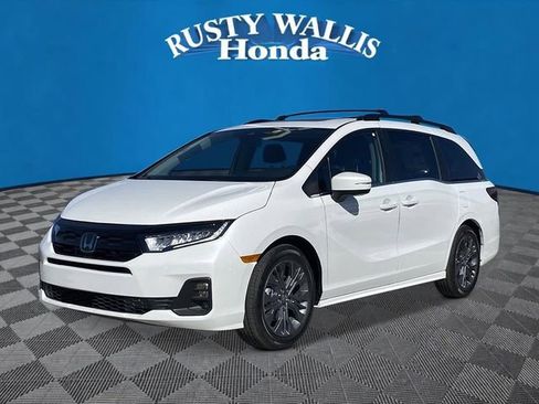 New 2026 Honda Odyssey Touring image 5