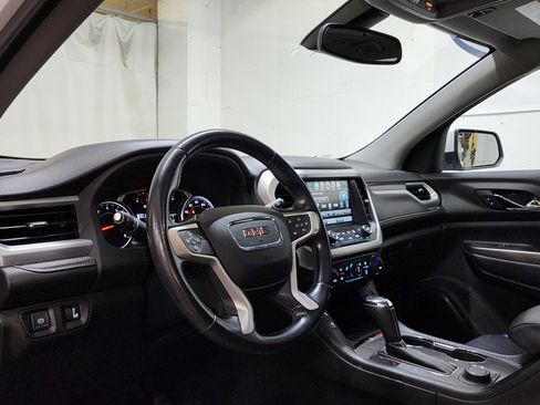 Used 2019 GMC Acadia SLT image 13