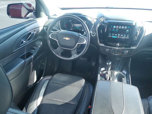 Used 2018 Chevrolet Traverse Premier image 14