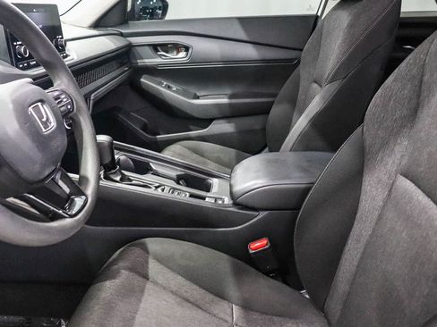 Used 2023 Honda Accord LX image 17