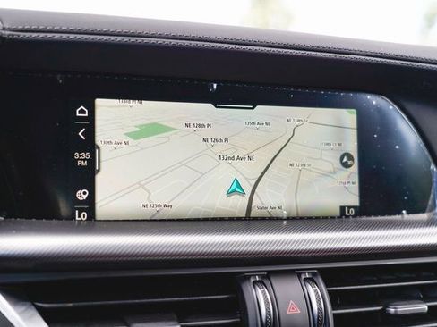 New 2025 Alfa Romeo Stelvio Sprint image 32