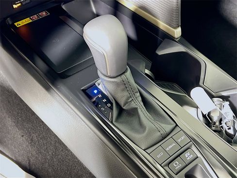 New 2026 Toyota Camry SE Nightshade image 15