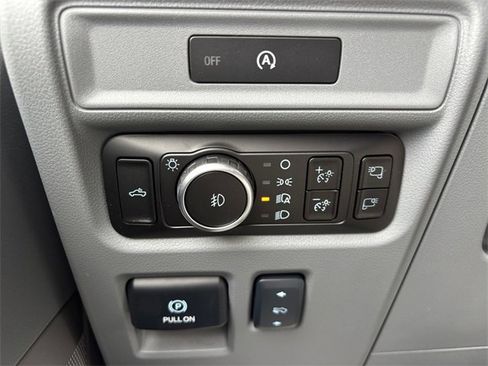 New 2025 Ford F150 Lariat w/ Equipment Group 501A Mid image 17