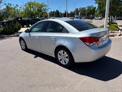 Used 2016 Chevrolet Cruze LS FWD image 4