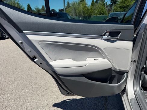 Used 2020 Hyundai Elantra Value Edition FWD image 28