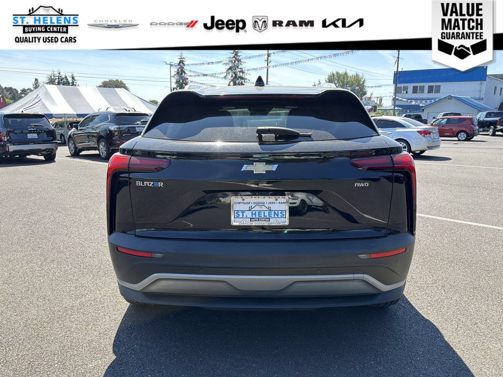 Used 2024 Chevrolet Blazer EV LT AWD/4WD image 5