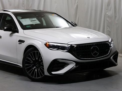 New 2026 Mercedes-Benz E 53 AMG e 4MATIC Sedan image 2