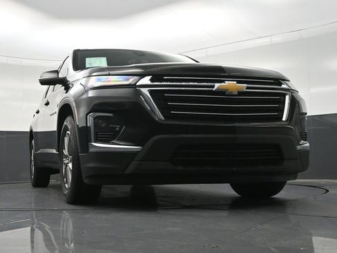 Used 2023 Chevrolet Traverse LT FWD image 27