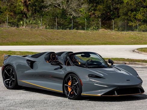 Used 2021 McLaren Elva RWD image 32