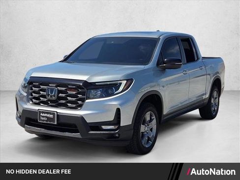 Used 2025 Honda Ridgeline TrailSport image 1