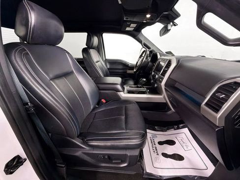 Used 2019 Ford F150 Lariat w/ Equipment Group 502A Luxury image 28