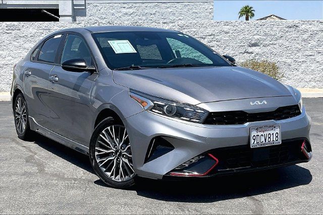 Used 2023 Kia Forte GT-Line w/ GT-Line Premium Package FWD image 12