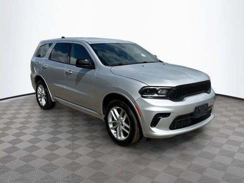 Used 2025 Dodge Durango GT AWD/4WD image 4