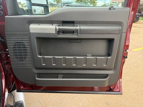 Used 2012 Ford F350 Lariat image 28