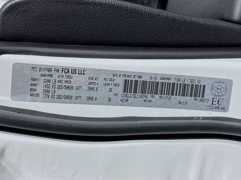 Used 2020 Dodge Durango R/T AWD/4WD image 33