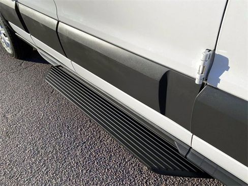 Used 2018 Ford Transit 350 XLT image 19