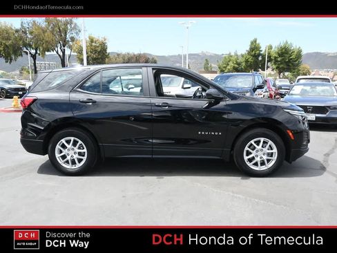 Used 2023 Chevrolet Equinox LS FWD image 5