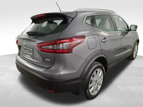 Used 2022 Nissan Rogue Sport SV w/ Technology Package FWD image 7