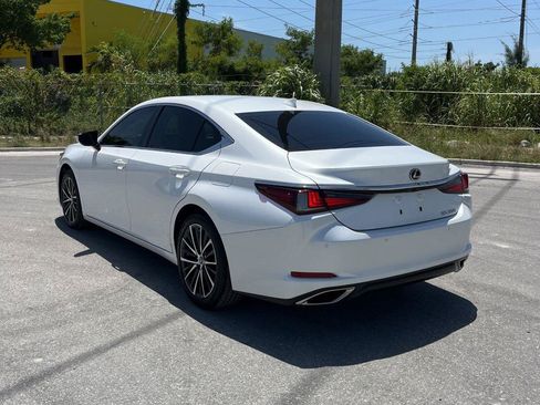 Used 2023 Lexus ES 350 w/ Premium Package FWD image 4