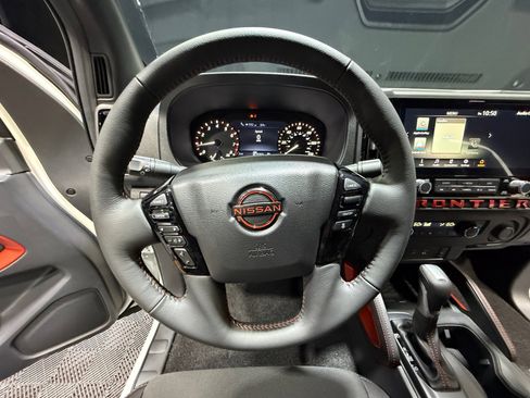 New 2026 Nissan Frontier Pro-X image 9