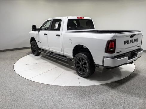 Used 2025 RAM 2500 Big Horn AWD/4WD image 31