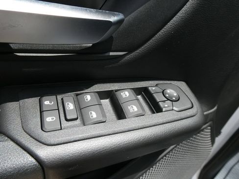 New 2026 RAM 1500 Express AWD/4WD image 19