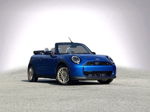 New 2026 MINI Cooper S image 2