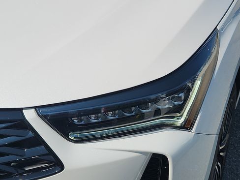 Used 2026 Acura RDX SH-AWD w/ Advance Package image 9