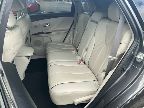 Used 2009 Toyota Venza image 17