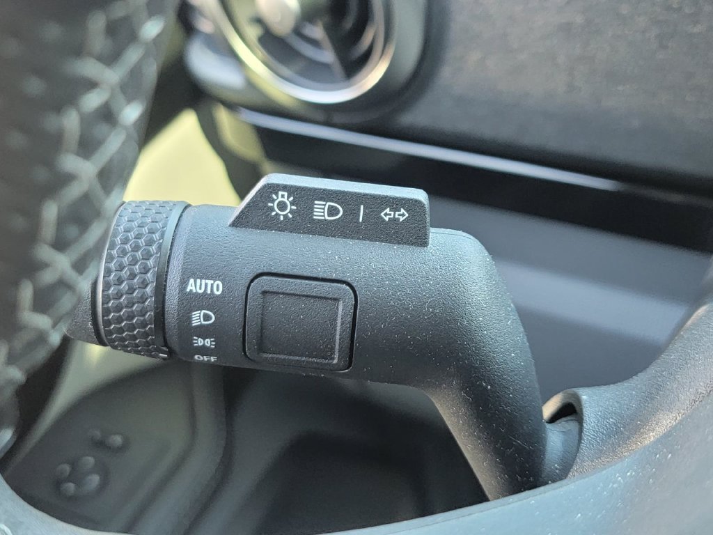 Used 2024 INEOS Grenadier Station Wagon AWD/4WD image 22