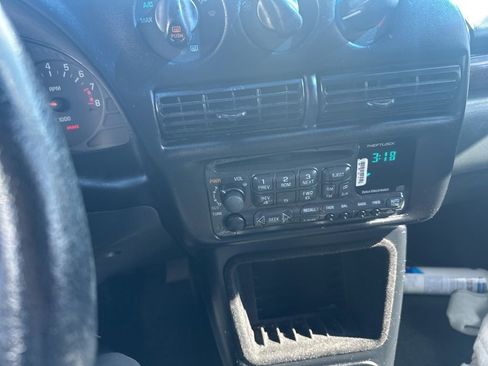 Used 1995 Chevrolet Monte Carlo Z34 image 8