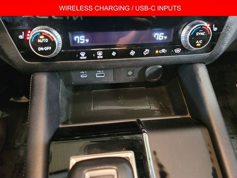 Used 2024 Mitsubishi Outlander SE AWD/4WD image 19