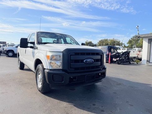 Used 2014 Ford F250 XL image 3