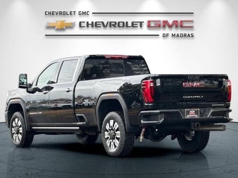 New 2026 GMC Sierra 3500 Denali w/ Denali Reserve Package image 5