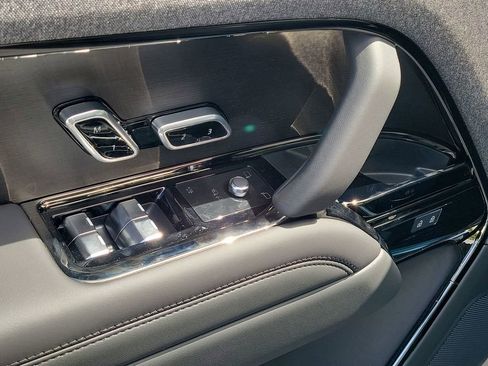 New 2026 Land Rover Range Rover Sport SE image 24