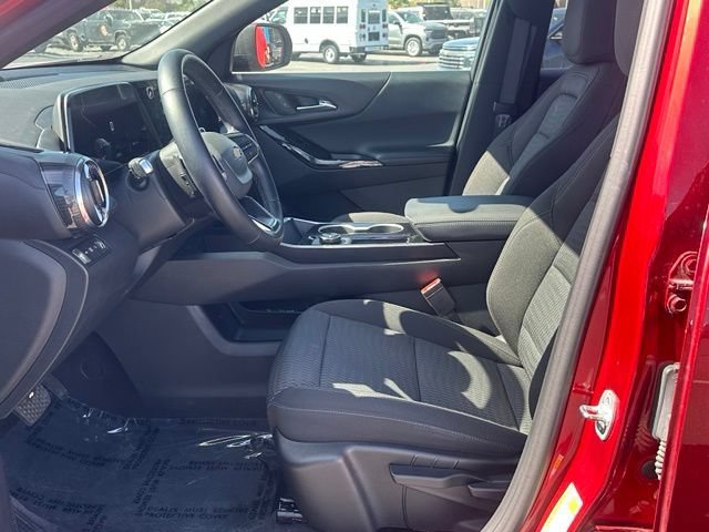 Certified 2026 Chevrolet Equinox LT AWD/4WD image 16