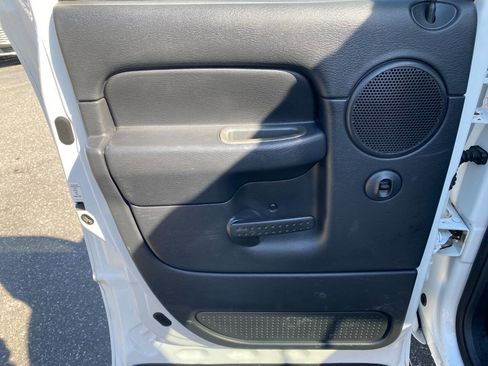 Used 2003 Dodge Ram 2500 Truck ST image 21