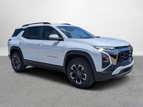 New 2026 Chevrolet Equinox ACTIV FWD image 2
