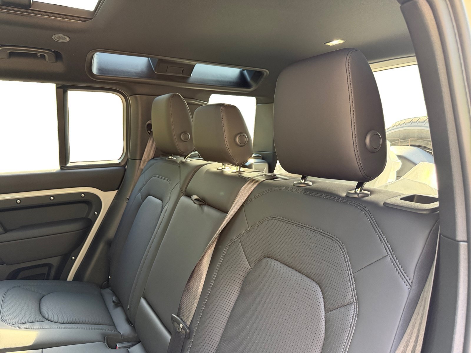 New 2026 Land Rover Defender 110 S AWD/4WD image 16