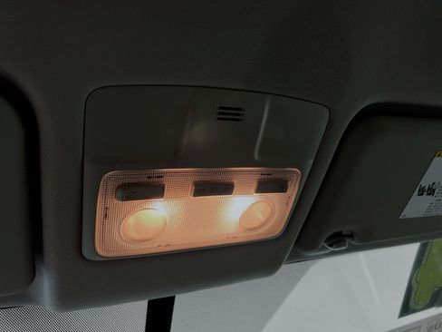 Used 2014 Toyota RAV4 LE image 21