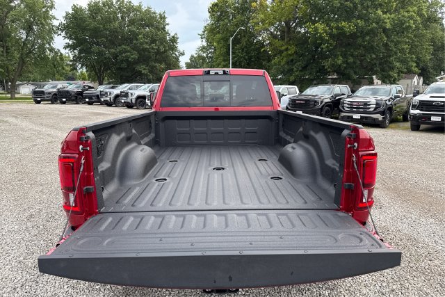 New 2026 RAM 3500 Big Horn AWD/4WD image 13