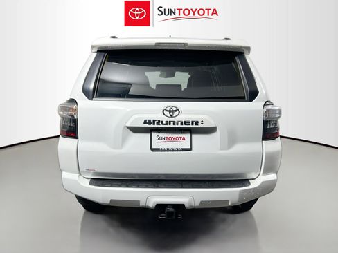 Used 2024 Toyota 4Runner SR5 Premium AWD/4WD image 5