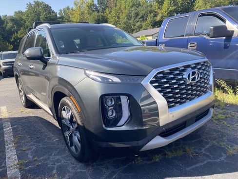 Used 2020 Hyundai Palisade SEL FWD image 1