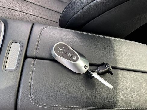 Certified 2025 Mercedes-Benz E 450 4MATIC Sedan image 37