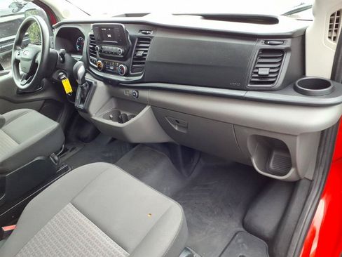 Used 2023 Ford Transit 250 Medium Roof AWD image 12