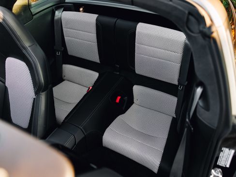 Used 2022 Porsche 911 50th Anniversary Edition w/ Extended Leather Package AWD/4WD image 15